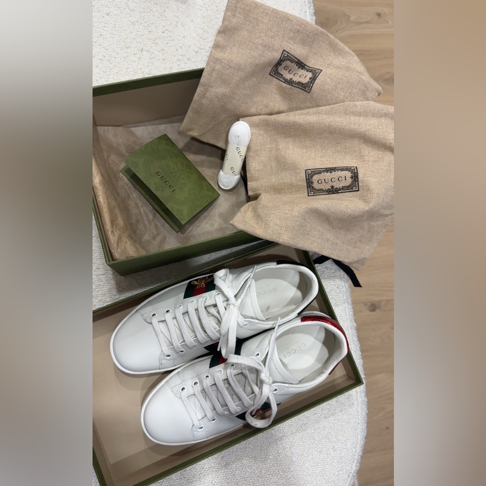 Gucci White Sneakers with Bee